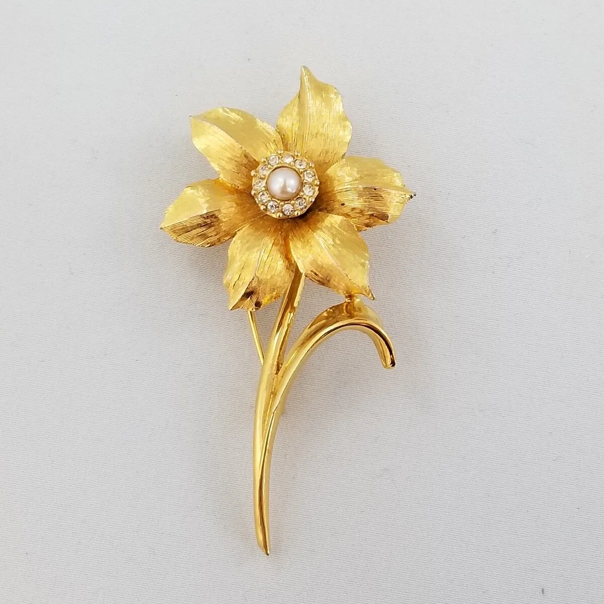Boucher sale flower brooch